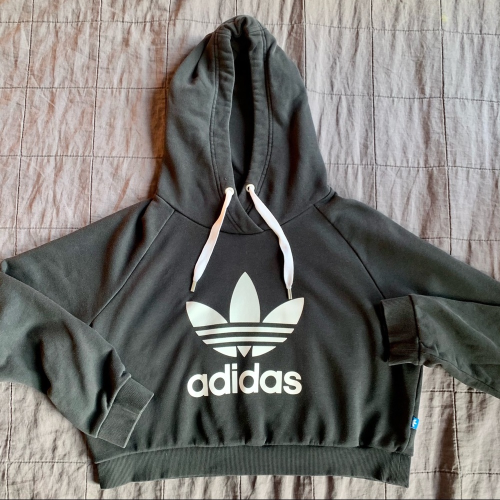 ADIDAS LOGO CROPPED HOODIE